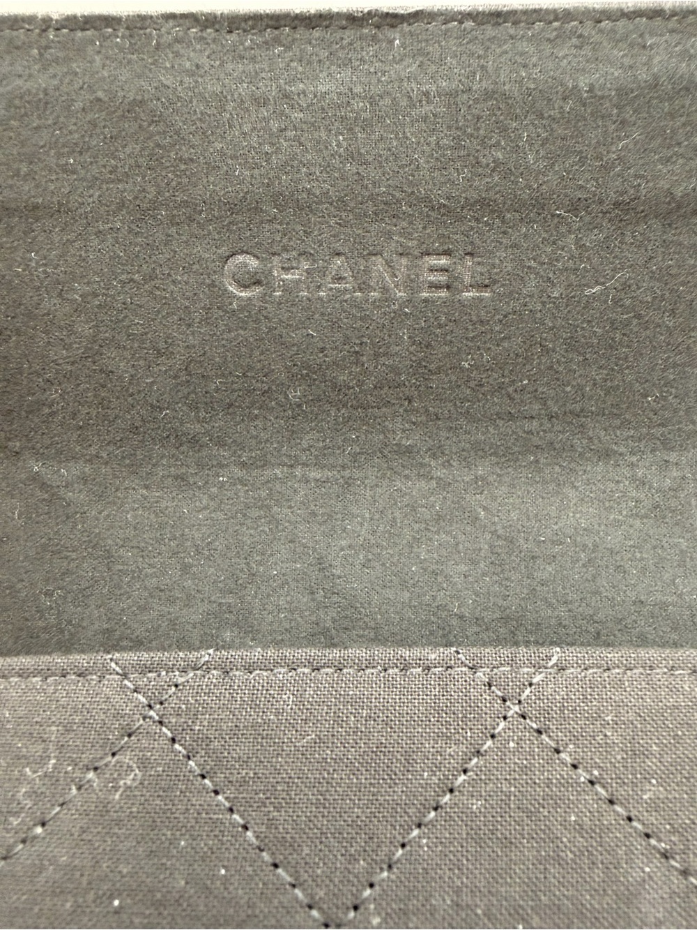 CHANEL Sunglasses - Picture 8 of 8